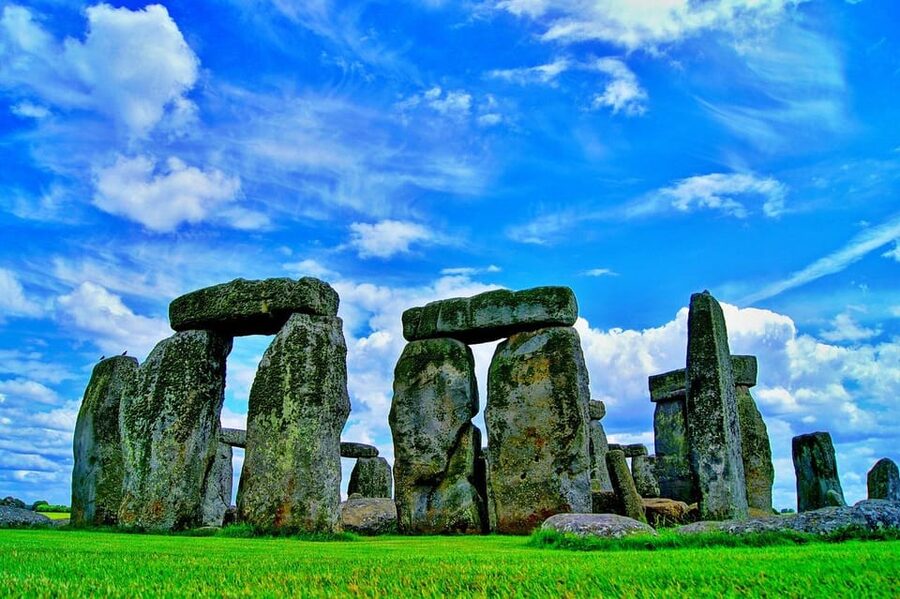 From London: Stonehenge Day Trip with Audioguide - The coach ride from London to Wiltshire