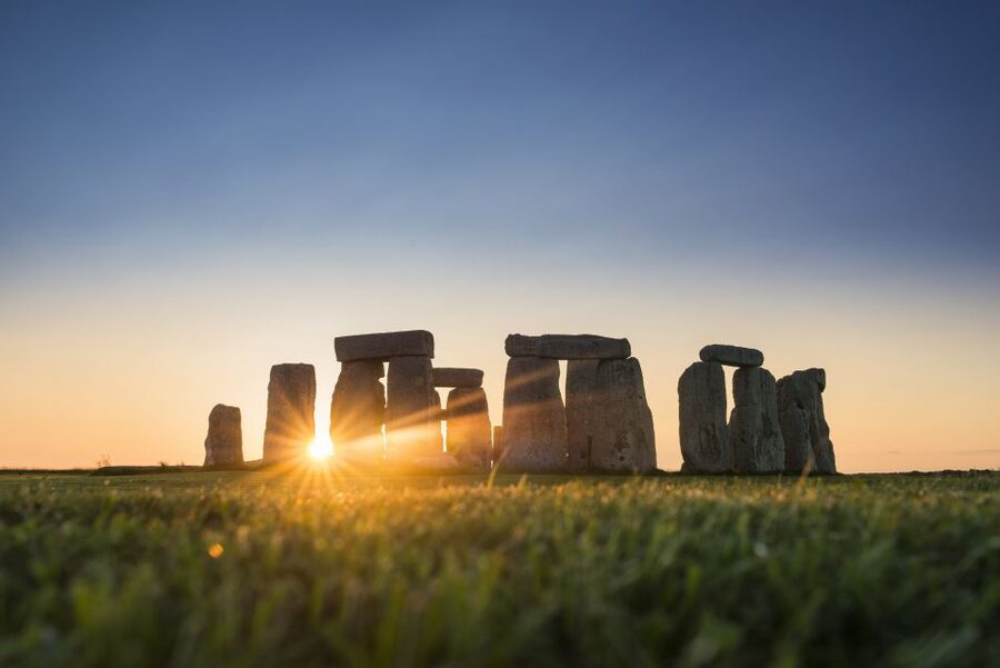 From London: Stonehenge Inner Circle and Windsor Day Trip - Windsor gives you two different afternoons