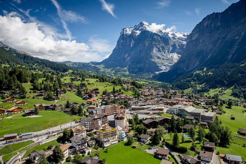 From Lucerne: Day Trip to Grindelwald & Lauterbrunnen - Grindelwald is the main event