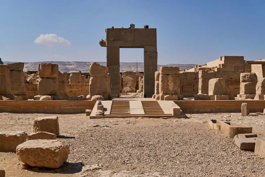 From Luxor: Day Trip to Dendera & Abydos Temples with Guide - Should you book the Dendera and Abydos day trip?