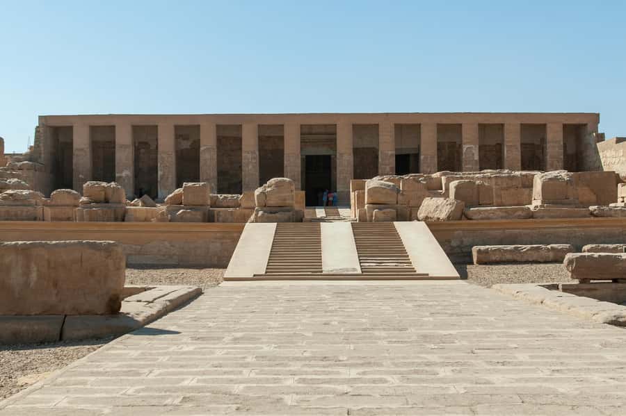From Luxor: Day Trip to Dendera & Abydos Temples with Guide - Abydos and the Temple of Seti I