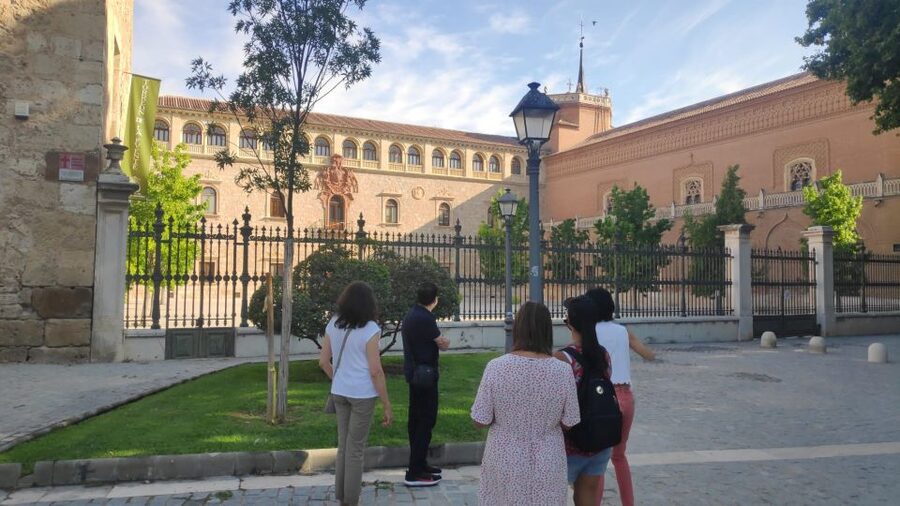 From Madrid: Alcalá de Henares & Cervantes Museum Day Trip - Entering the University of Alcalá
