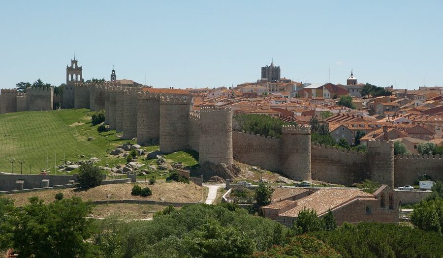 From Madrid: Ávila and Segovia Guided Day Trip - Should you book it?