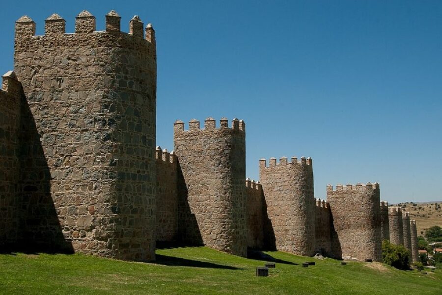 From Madrid: Day-Trip to Segovia, Avila & Toledo - The guide can make or break the long day