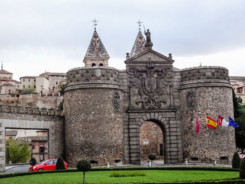 From Madrid: Day-Trip to Segovia, Avila & Toledo - Who should book this day trip