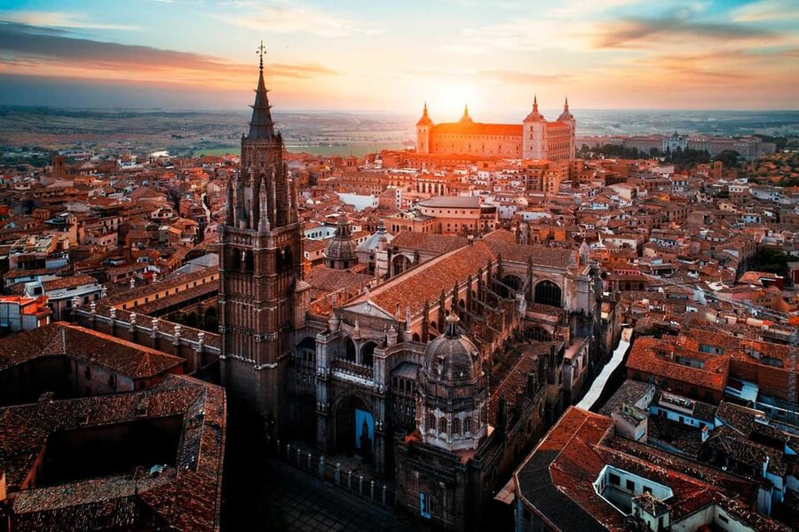 From Madrid: Day trip to Toledo and Don Quixote Windmills - Who will enjoy this day most