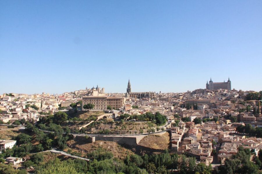 From Madrid: Day Trip to Toledo with Local Guide - Why Toledo makes a strong day trip from Madrid
