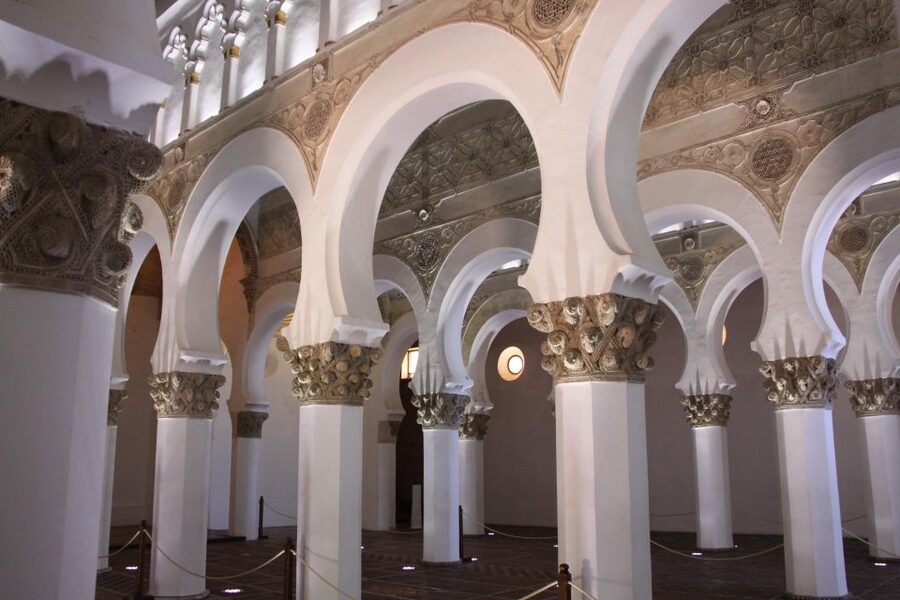 From Madrid: Day Trip to Toledo with Local Guide - Five hours to make Toledo your own