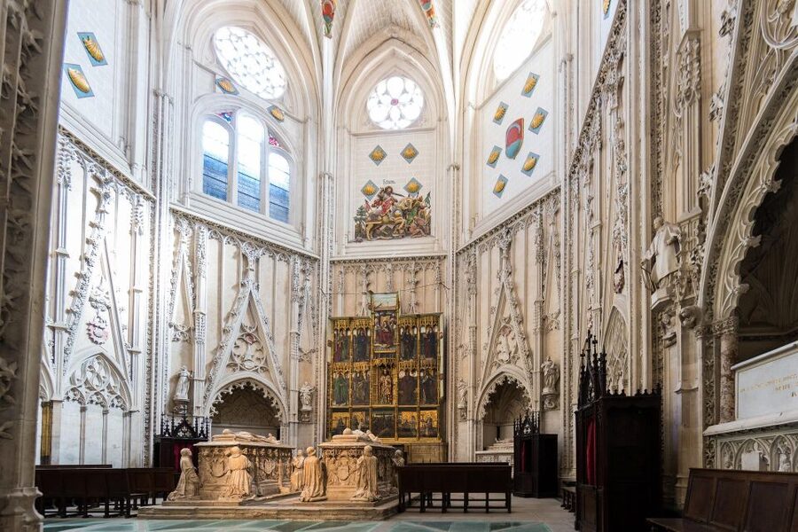 From Madrid: Private Highlights of Toledo Guided Day Trip - The drive from Madrid with pickup at your hotel