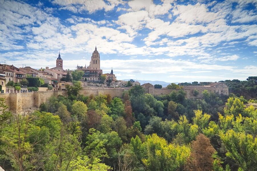 From Madrid: Segovia & Avila Day Trip with Optional Tickets - Why pairing Segovia and Ávila works
