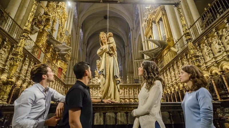 From Madrid: Toledo Day Trip with Cathedral and 8 Monuments - How the walking feels in practice
