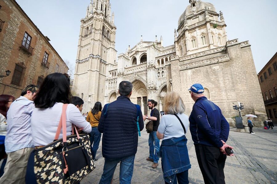 From Madrid: Toledo Full-Day Trip with Optional Cathedral - The panoramic view before the old center