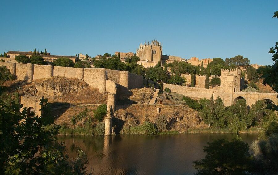 From Madrid: Toledo Full-Day Trip with Optional Cathedral - Free time for Santo Tomé, lunch, and side streets