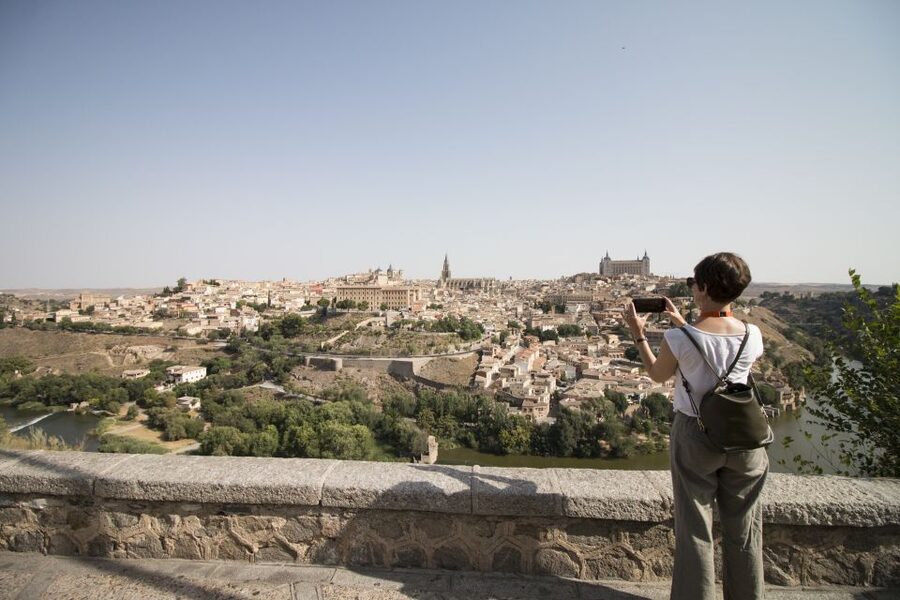 From Madrid: Toledo Full-Day Trip with Optional Cathedral - Meeting the bus at Las Ventas