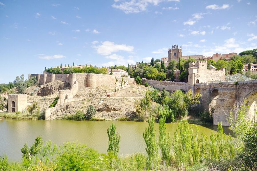 From Madrid: Toledo Guided Day Trip with Cathedral Admission - Why Toledo works so well as a day trip from Madrid