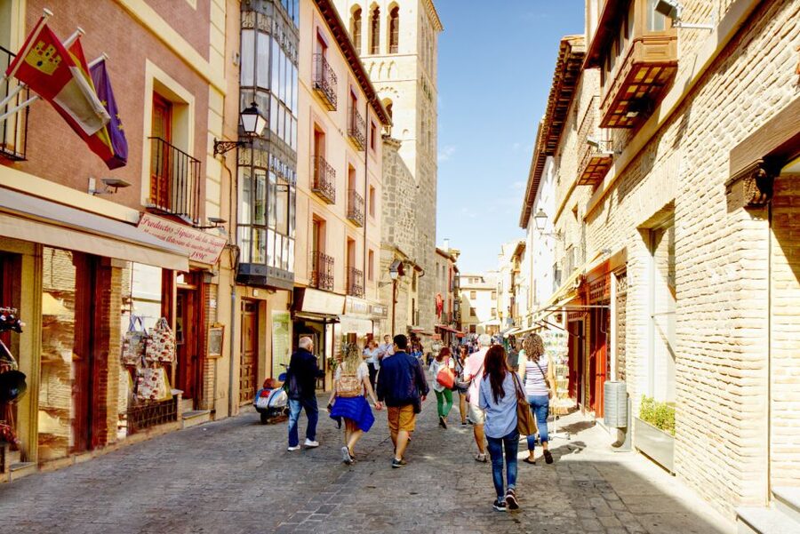 From Madrid: Toledo Guided Day Trip with Cathedral Admission - The coach ride from Madrid