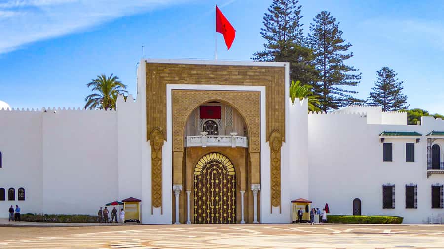 From Málaga: Morocco Day Trip with Tour Guide and Lunch - Key points to know before booking