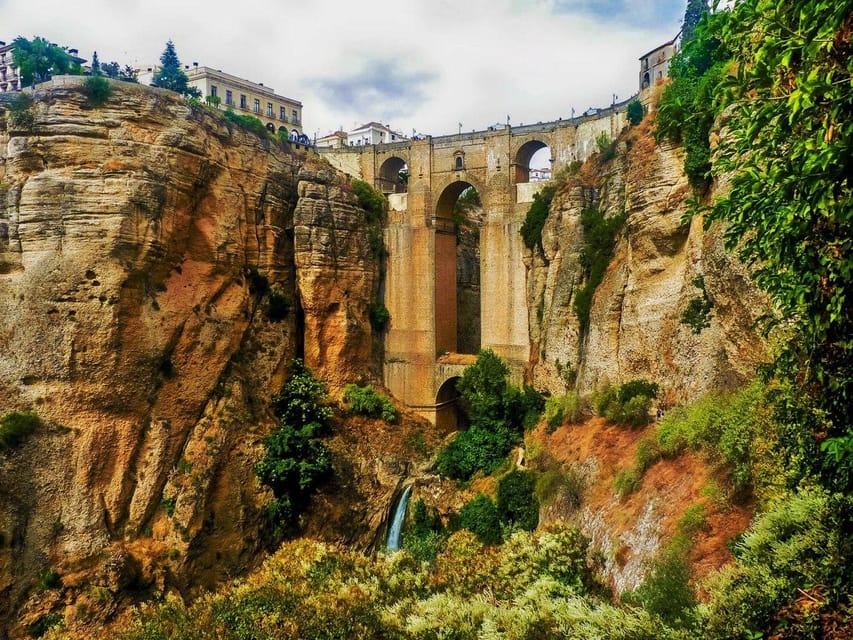 From Malaga: Ronda and Setenil de las Bodegas Day Trip - The ride inland through Andalusia