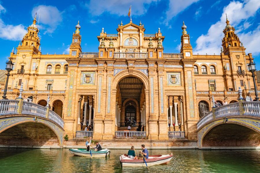 From Malaga: Seville Day Trip and Optional Monument Tickets - What the long day feels like