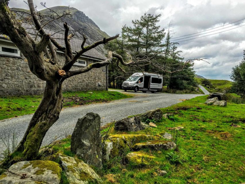 From Manchester: North Wales Sightseeing Adventure Day Trip - Eryri National Park and the Ogwen Valley
