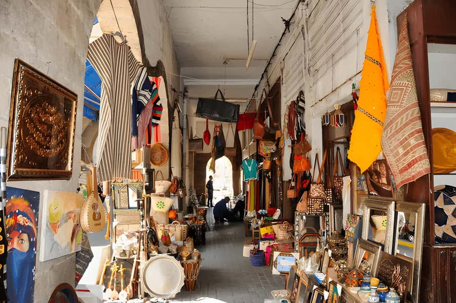 From Marrakech: Casablanca Day Trip by van - Lunch, shopping, and time by the Atlantic
