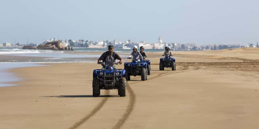 From Marrakech: Small Group To Essaouira & Medina Day Trip - Seafood lunch and the Atlantic beach