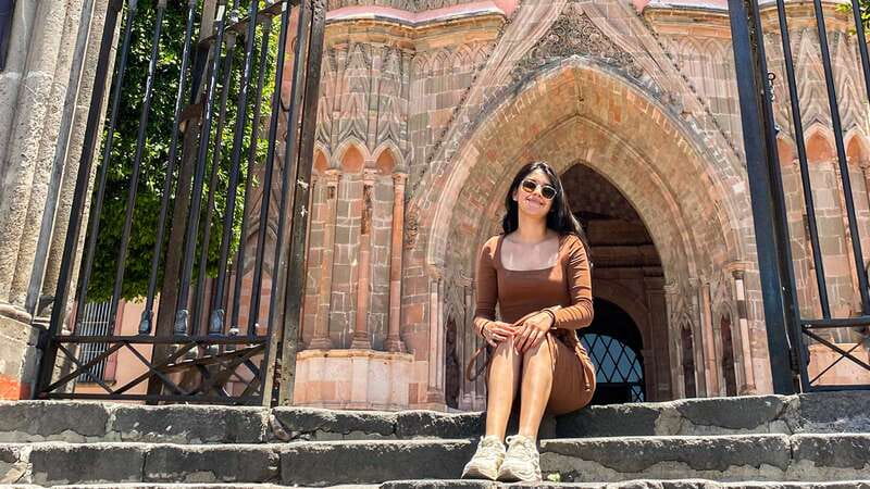 From Mexico City: San Miguel de Allende Day Trip - The guided walk through San Miguel’s old center