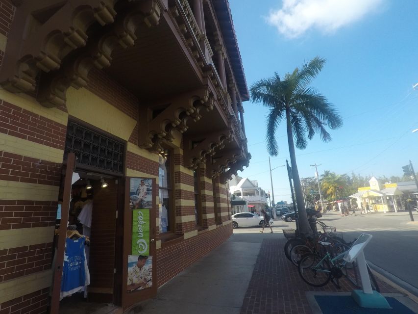 From Miami: Key West Day Trip with Pickup at Selected Hotels - What the guides add to the day