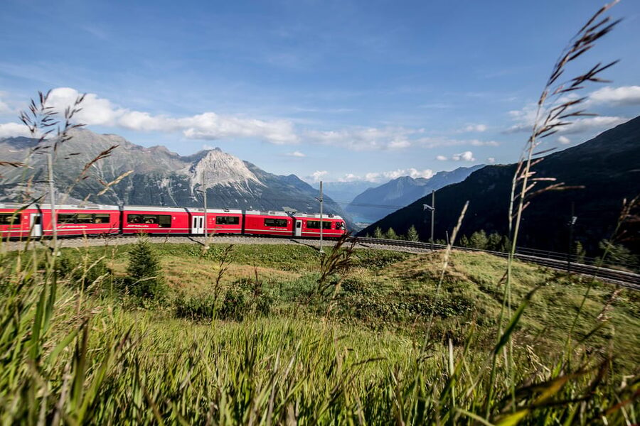 From Milan: Bernina Train Day Trip to Tirano & St. Moritz - Meeting the coach at Piazza IV Novembre