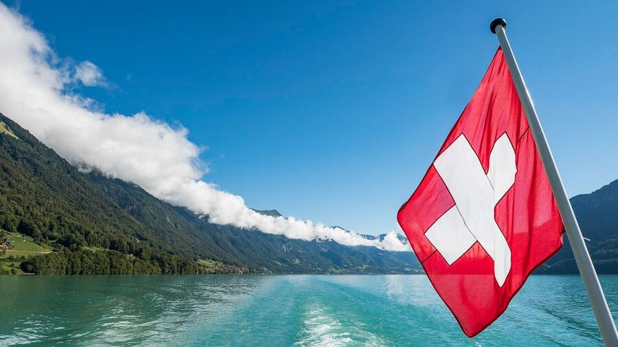 From Milan: Interlaken & Swiss Alps Day Trip - Meeting at Milan Central Station