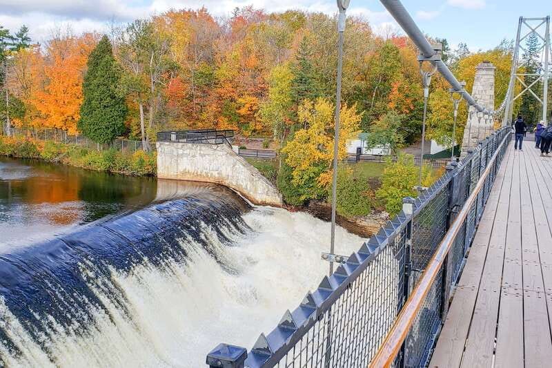 From Montreal: Quebec City and Montmorency Falls Day Trip - Practical tips for a smoother day