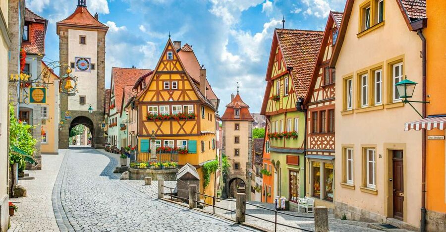From Munich: Rothenburg and Romantic Road Day Trip by Bus - Why Rothenburg Works as a Munich Day Trip