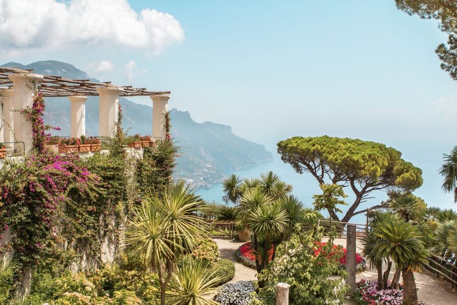 From Naples: Amalfi Coast Day Trip with Driver - The driver matters more than the script