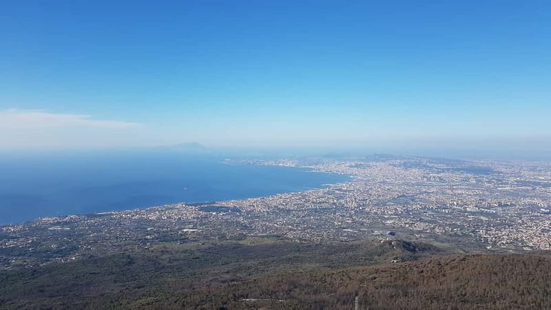 From Naples: Day Trip to Mount Vesuvius - The final kilometer to the crater