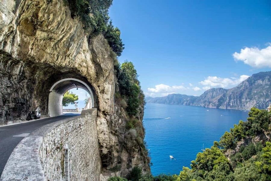 From Naples: Pompeii & Amalfi Coast Full-Day Trip with Lunch - The coastal drive from Naples to Sorrento