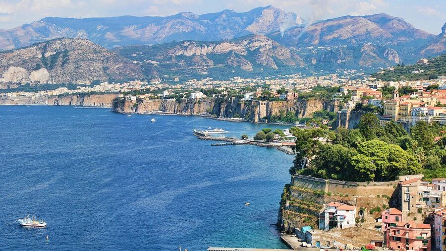 From Naples: Sorrento and Amalfi Coast Shared Day Trip - Ravello and Villa Rufolo: the high point of the day