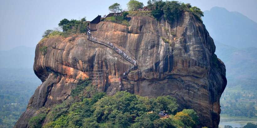 From Negombo: Sigiriya and Dambulla Day Trip and Safari - Sigiriya Rock and the 1,250-step test
