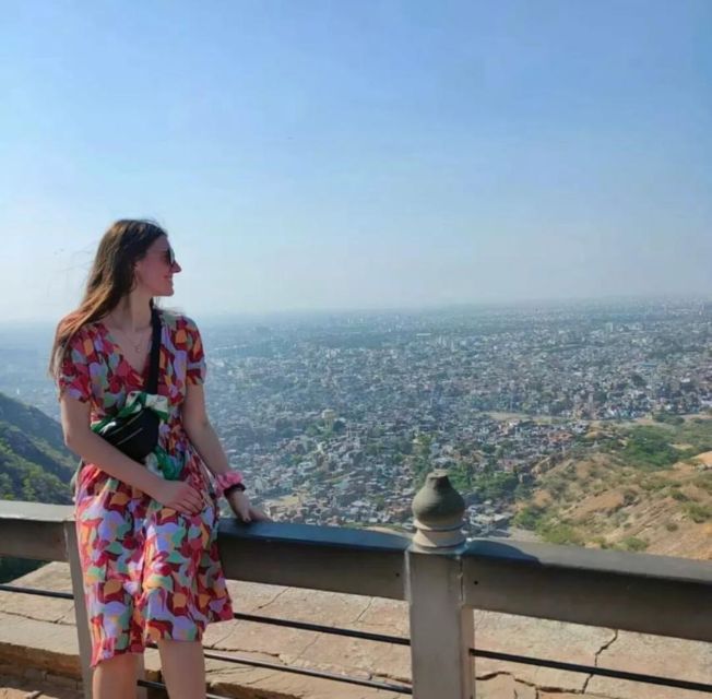 From New Delhi: Jaipur Private Day Trip with Guide - Lunch and the optional Old City market walk