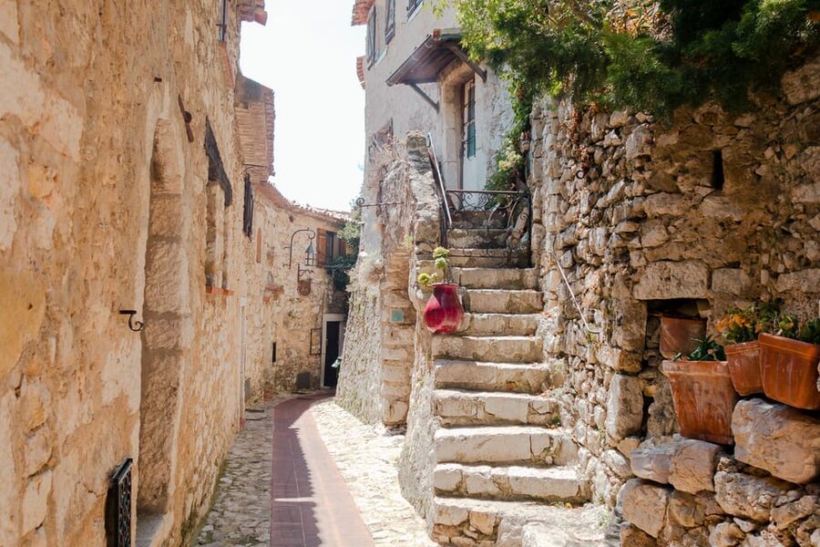 From Nice: Eze, Monaco, and Monte Carlo Half-Day Trip - Monte Carlo: casino glamour in a short stop