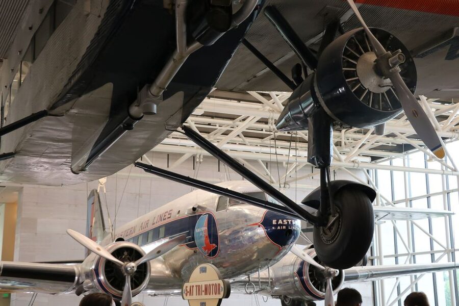 From NYC: Guided Day Trip to Washington DC by Van or Bus - Ninety minutes for lunch, a museum, or more photos
