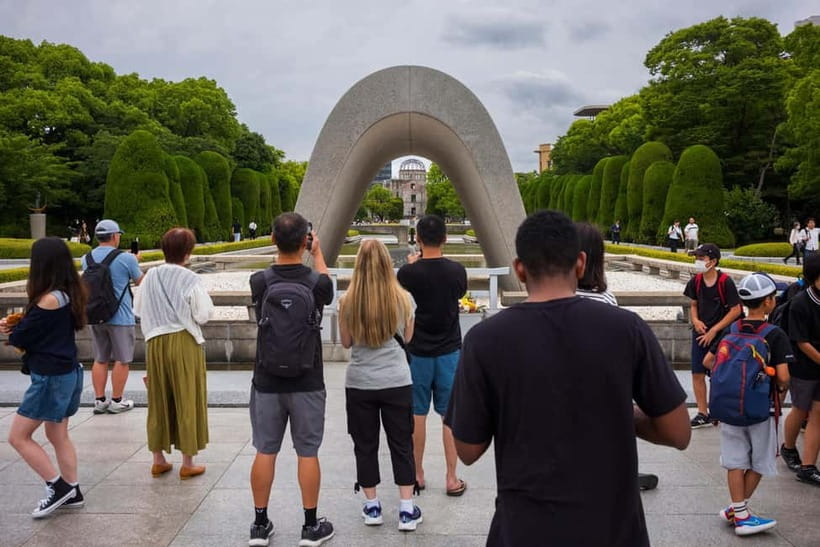 From Osaka: Hiroshima and Miyajima Day Trip by Bullet Train - Itsukushima Shrine and the Floating Torii