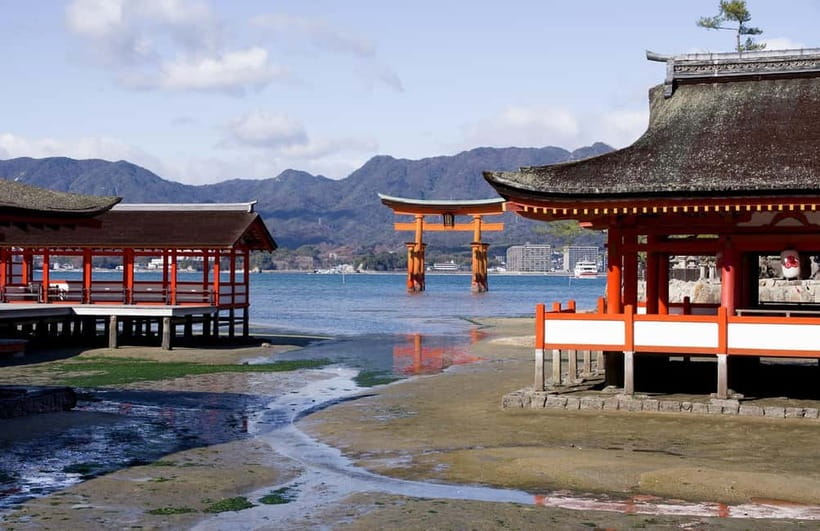 From Osaka: Hiroshima and Miyajima Day Trip by Bullet Train - What the Guides Add
