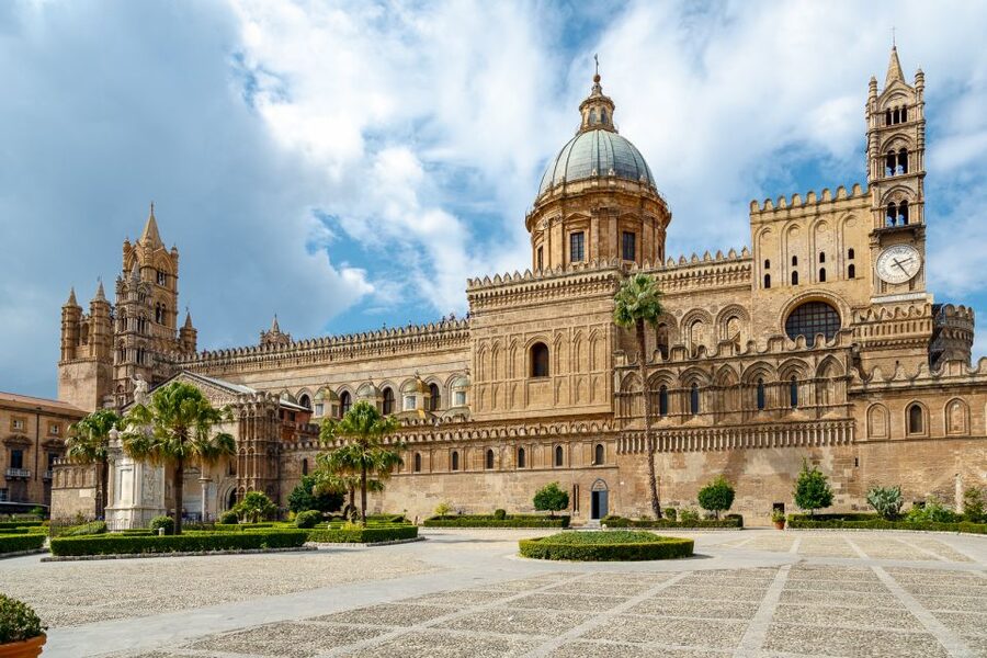From Palermo: Monreale and Cefalù Half-Day Trip - Cefalù’s cathedral, lanes, and sea views
