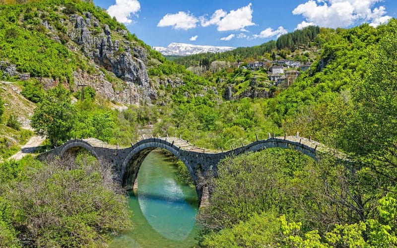 From Parga: Zagoria and Vikos Gorge Day Trip with Lunch - Pickup from Parga and the long mountain road