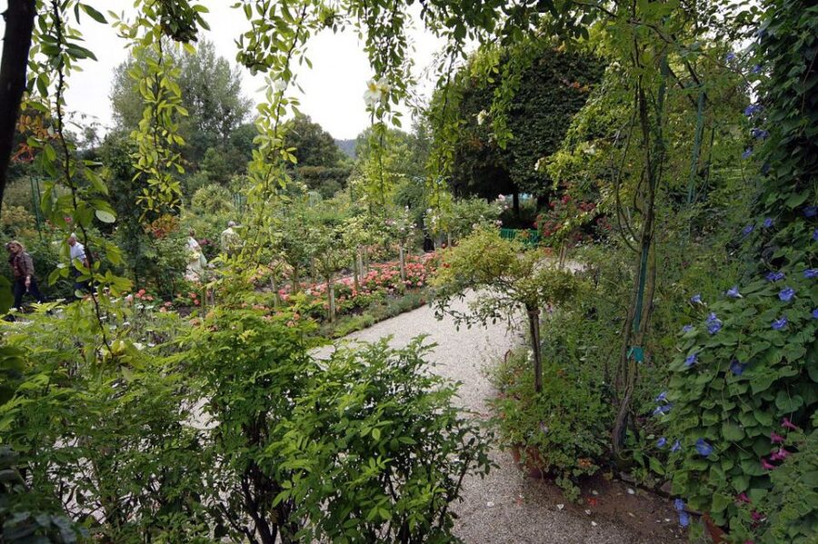 From Paris: Giverny and Monet's Home Day Trip - Entering Monet’s home