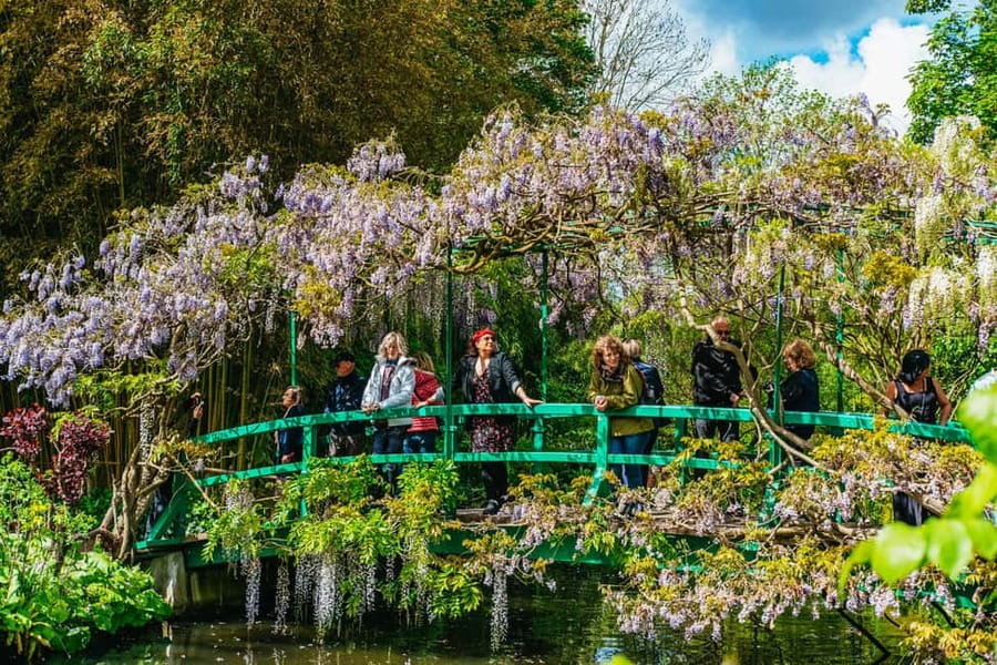 From Paris: Giverny, Monet’s Home & Gardens Half-Day Trip - Walking through the flower gardens