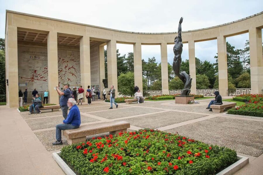 From Paris: Normandy D-Day Beaches Day Trip - Omaha Beach and the American Cemetery