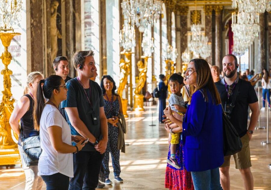 From Paris: Versailles Palace and Gardens Guided Day Trip - Getting from Saint-Lazare to Versailles