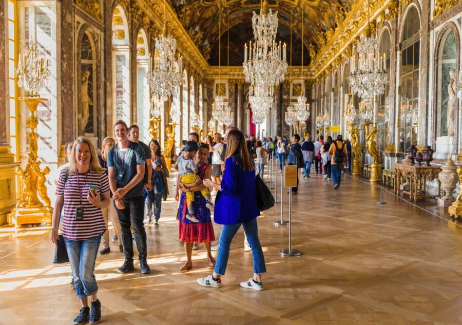 From Paris: Versailles Palace and Gardens Guided Day Trip - Should you book the Versailles guided tour?