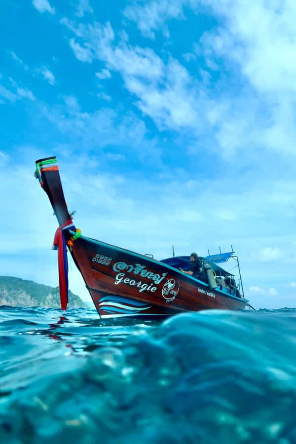 From Phi Phi: Beginner Scuba Diving Day Trip with 2 Dives - Who should book this Phi Phi scuba experience
